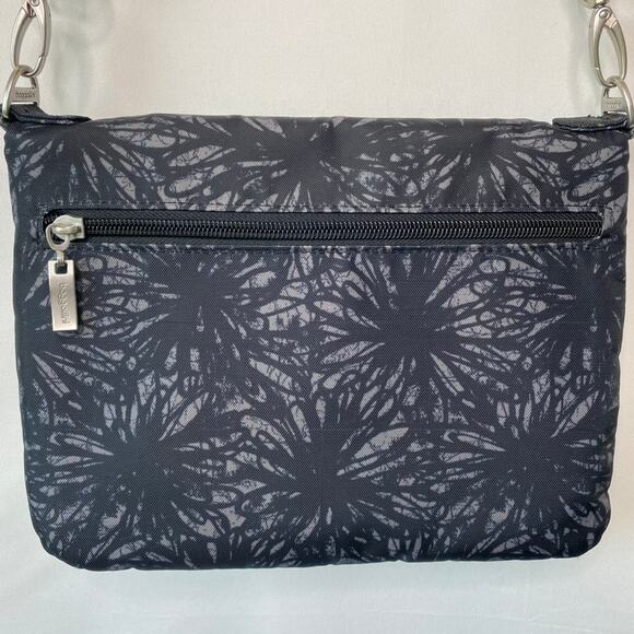 Baggallini Onyx Floral Flip Zip Crossbody Bag - Picture 10 of 12